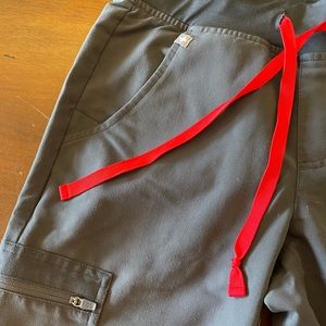 Figs Zamora jogger pant in charcoal grey size XSP